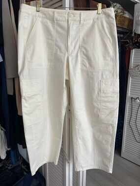 Universal Thread Women’s Utility Barrel Pants Size 16